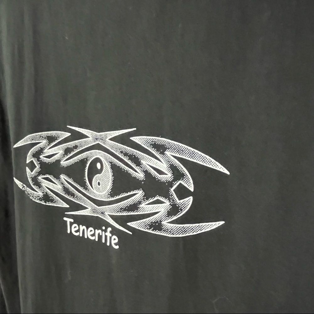VTG Tenerife Black Yin & Muscle Tee Shirt XL - Picture 9 of 9